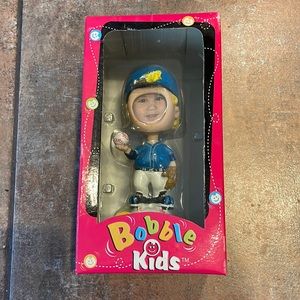 Girls baseball/softball bobble head doll. Put your own photo in!